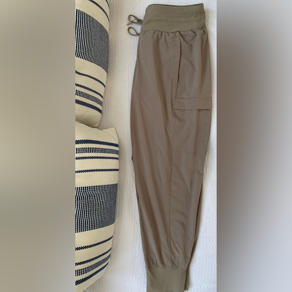CALIA by Carrie Underwood Joggers